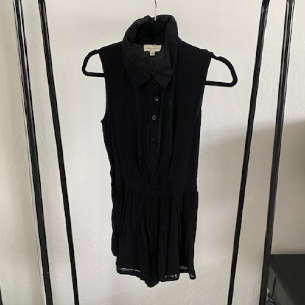 Collar Romper